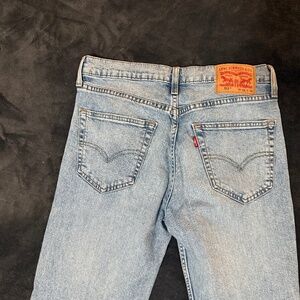 Men’s Levi 511 31x32. Light wash.